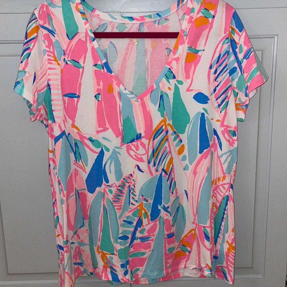 XL Lilly Pulitzer tee